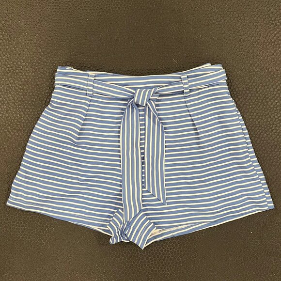 Guess Women's Blue & White Striped Shorts, Size Medium - Picture 1 of 8